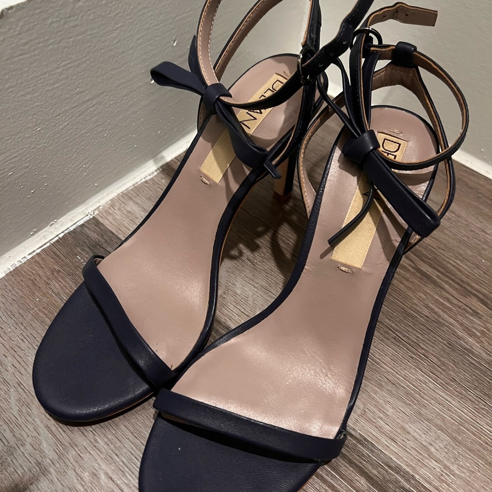 Elegant Navy and Beige Strappy Heels
